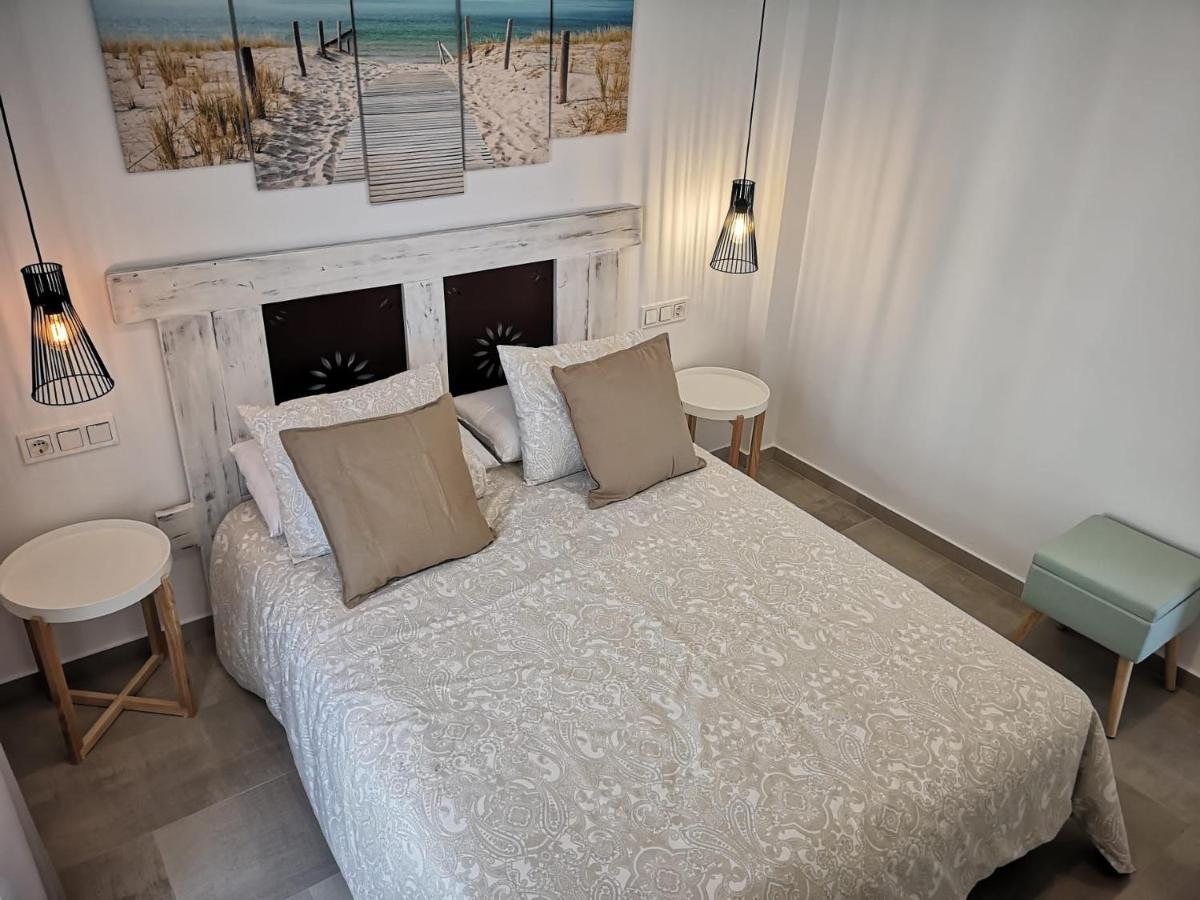 Apartamento Suite Arco De La Villa,Solo Familia Y Parejas,Parking Gratuito โกนิล เด ลาฟรอนเตรา ภายนอก รูปภาพ