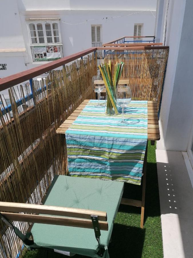 Apartamento Suite Arco De La Villa,Solo Familia Y Parejas,Parking Gratuito โกนิล เด ลาฟรอนเตรา ภายนอก รูปภาพ